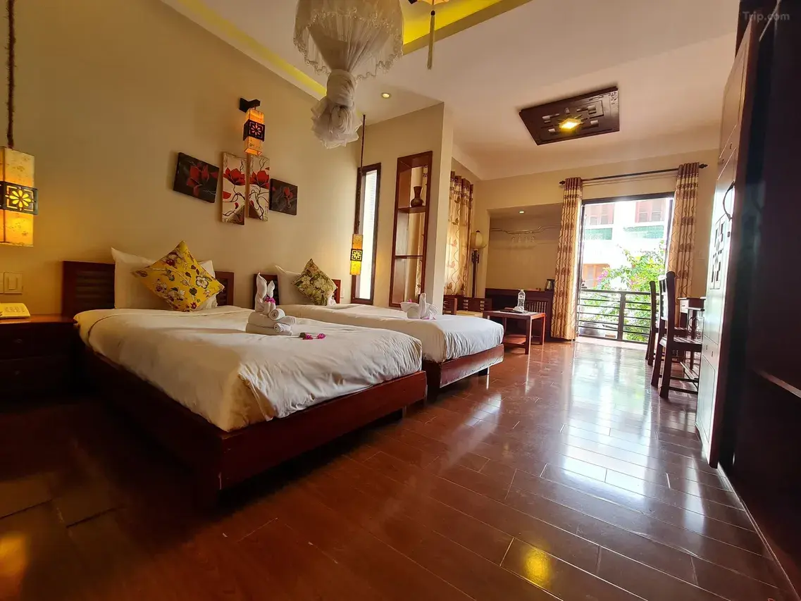 Khách sạn Long Life Riverside Hotel Hội An