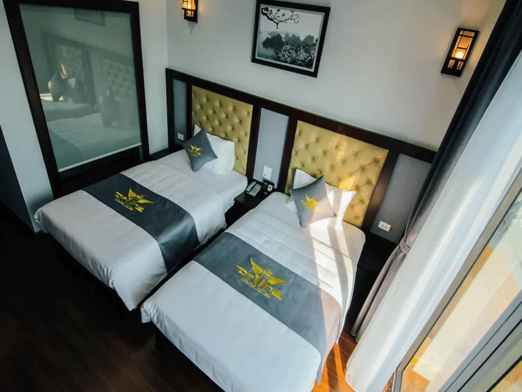 Khách sạn Top One Hạ Long Hotel