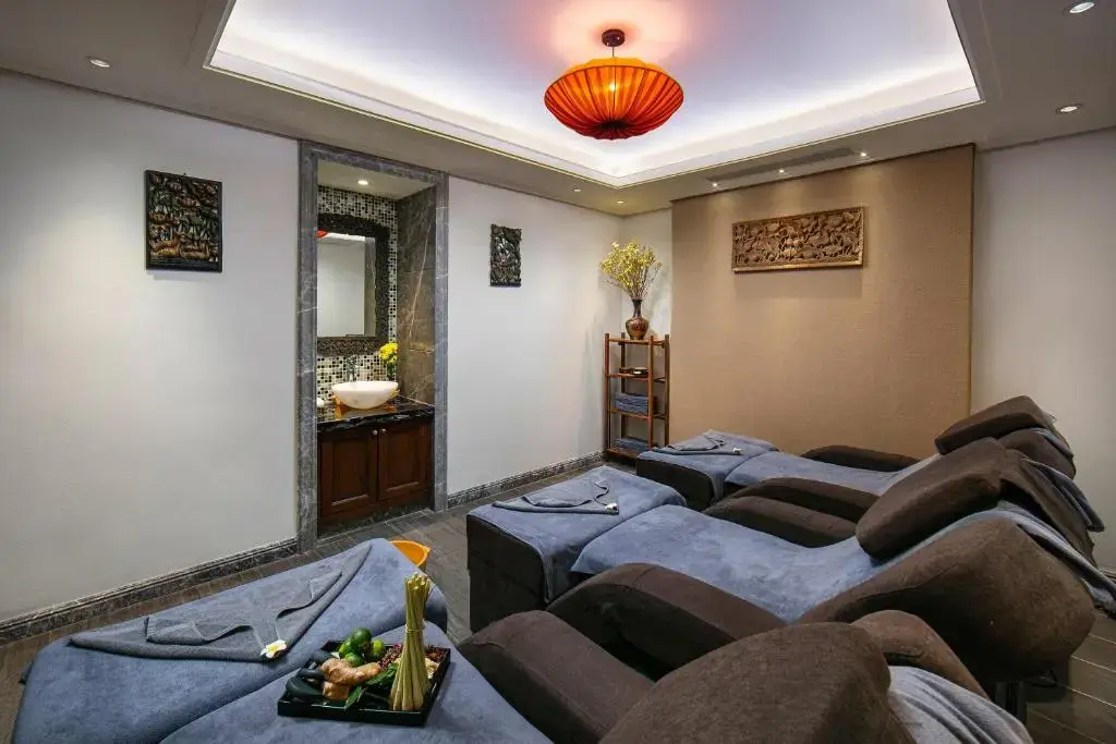 Khách sạn Lucien Hotel & Spa Hà Nội