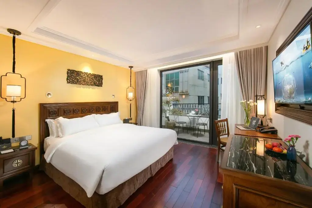Khách sạn Lucien Hotel & Spa Hà Nội