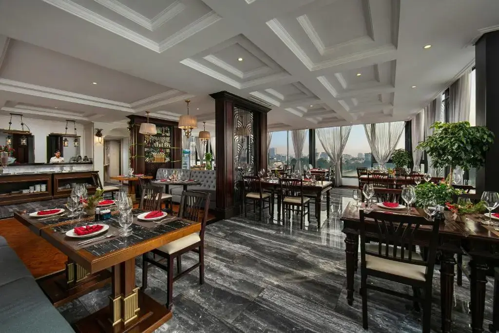 Khách sạn Lucien Hotel & Spa Hà Nội