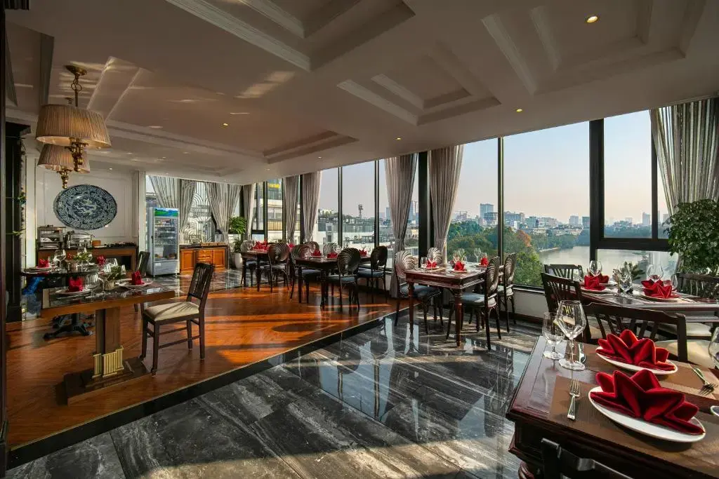 Khách sạn Lucien Hotel & Spa Hà Nội