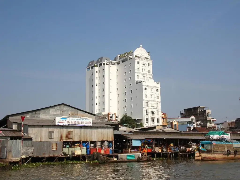 Khách sạn West Hotel Cần Thơ