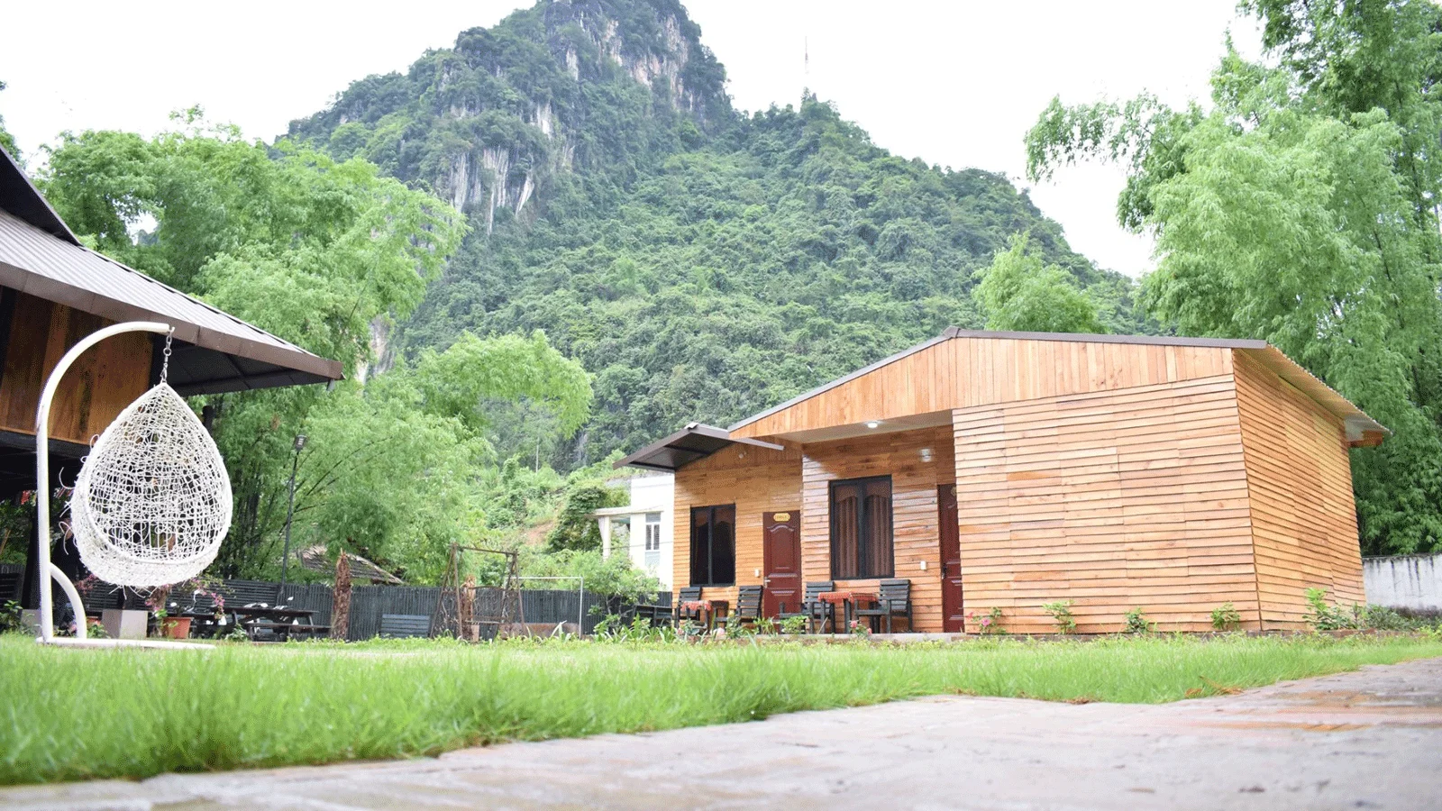 Khách sạn Golden Jungle House Hà Giang Hotel
