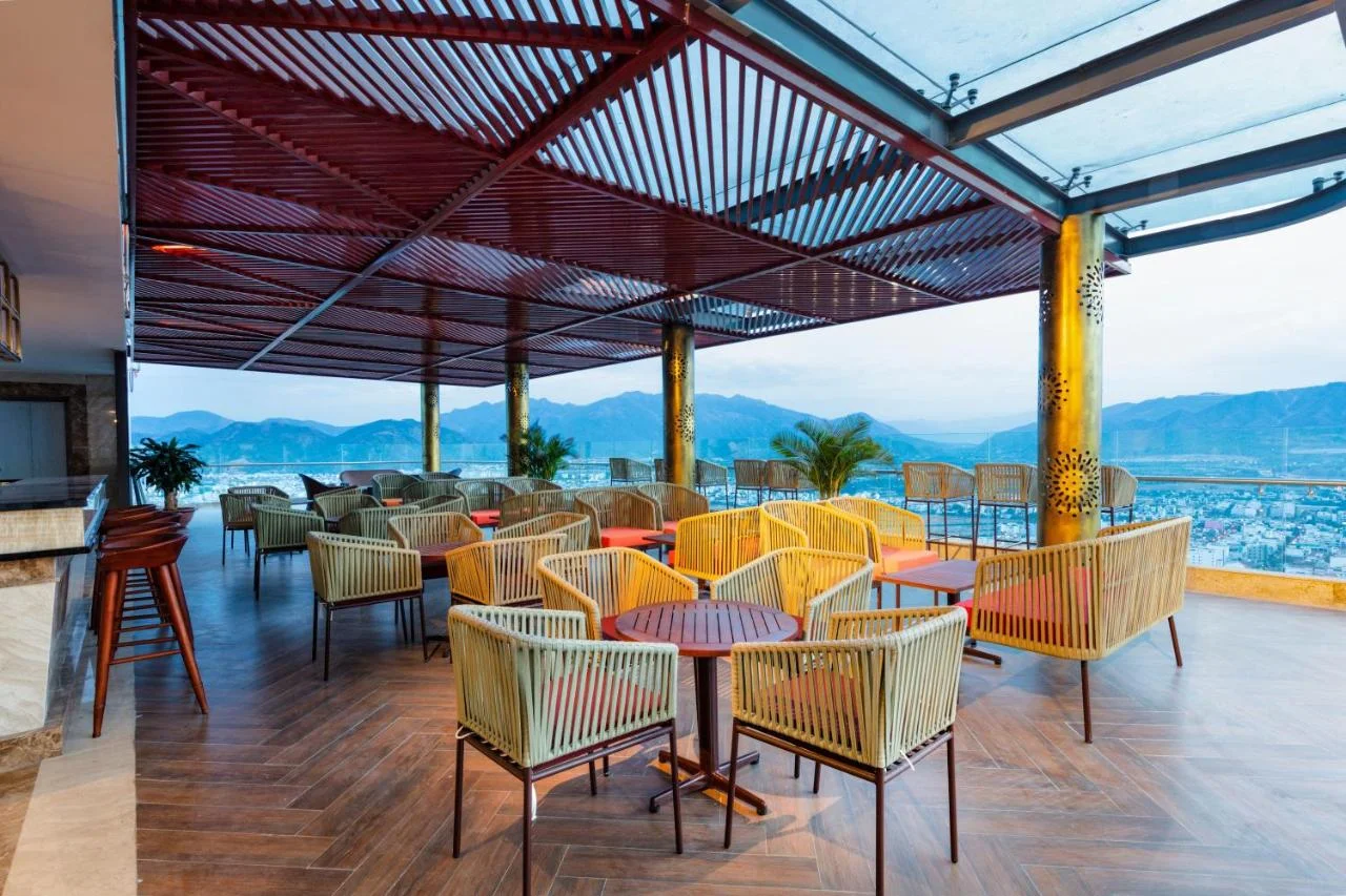 Khách sạn Regalia Gold Hotel Nha Trang