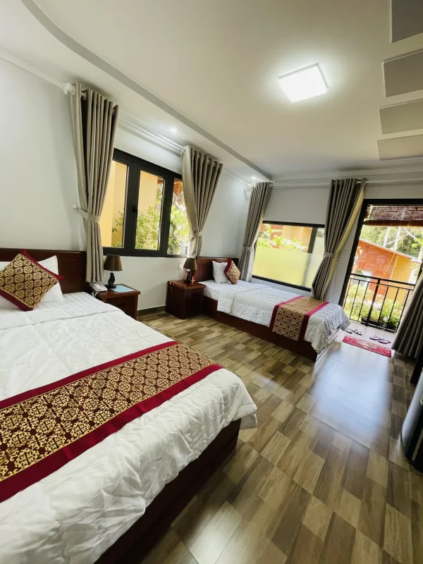 Khách sạn Bazan Home Hotel & Bungalow Pleiku Gia Lai