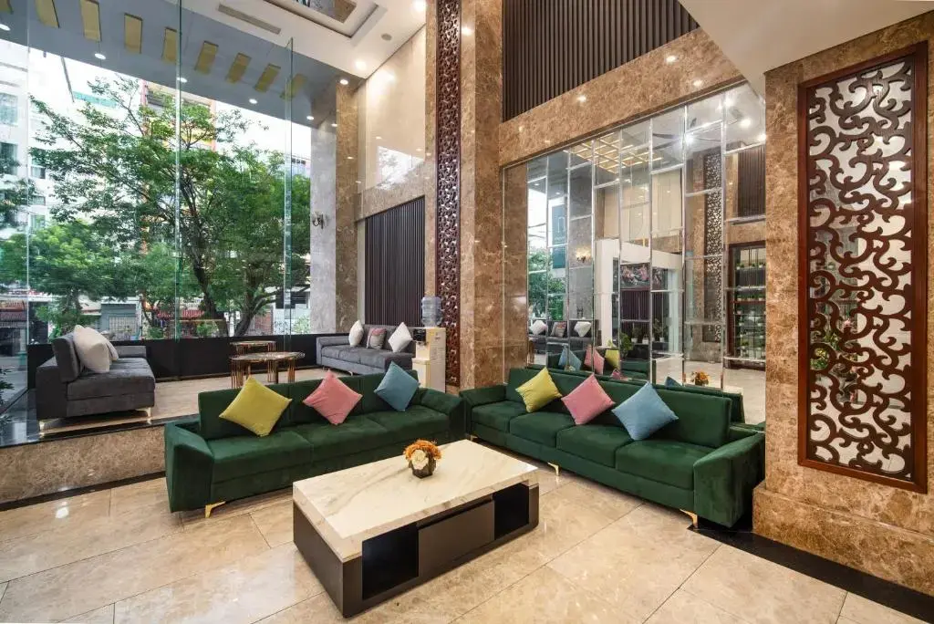 Khách sạn Crystal Hotel Đà Nẵng