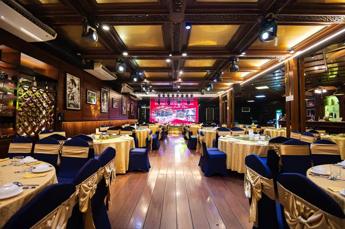 Khách sạn Hạ Long Palace Hotel