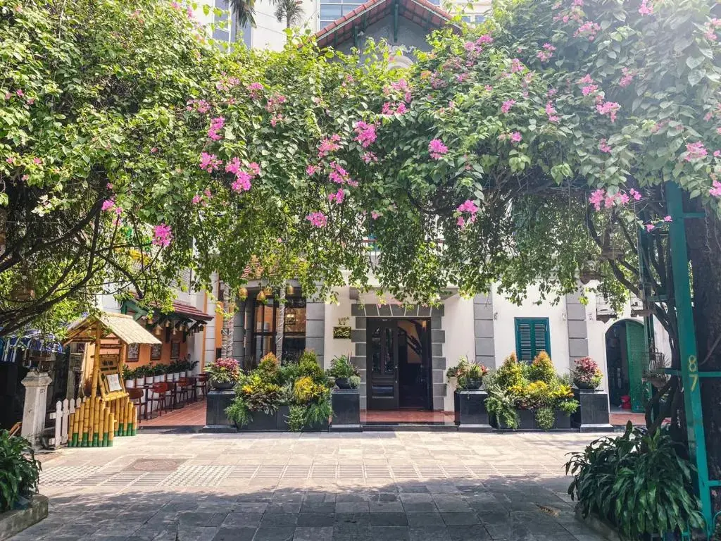 Khách sạn De Syloia Hotel Hà Nội