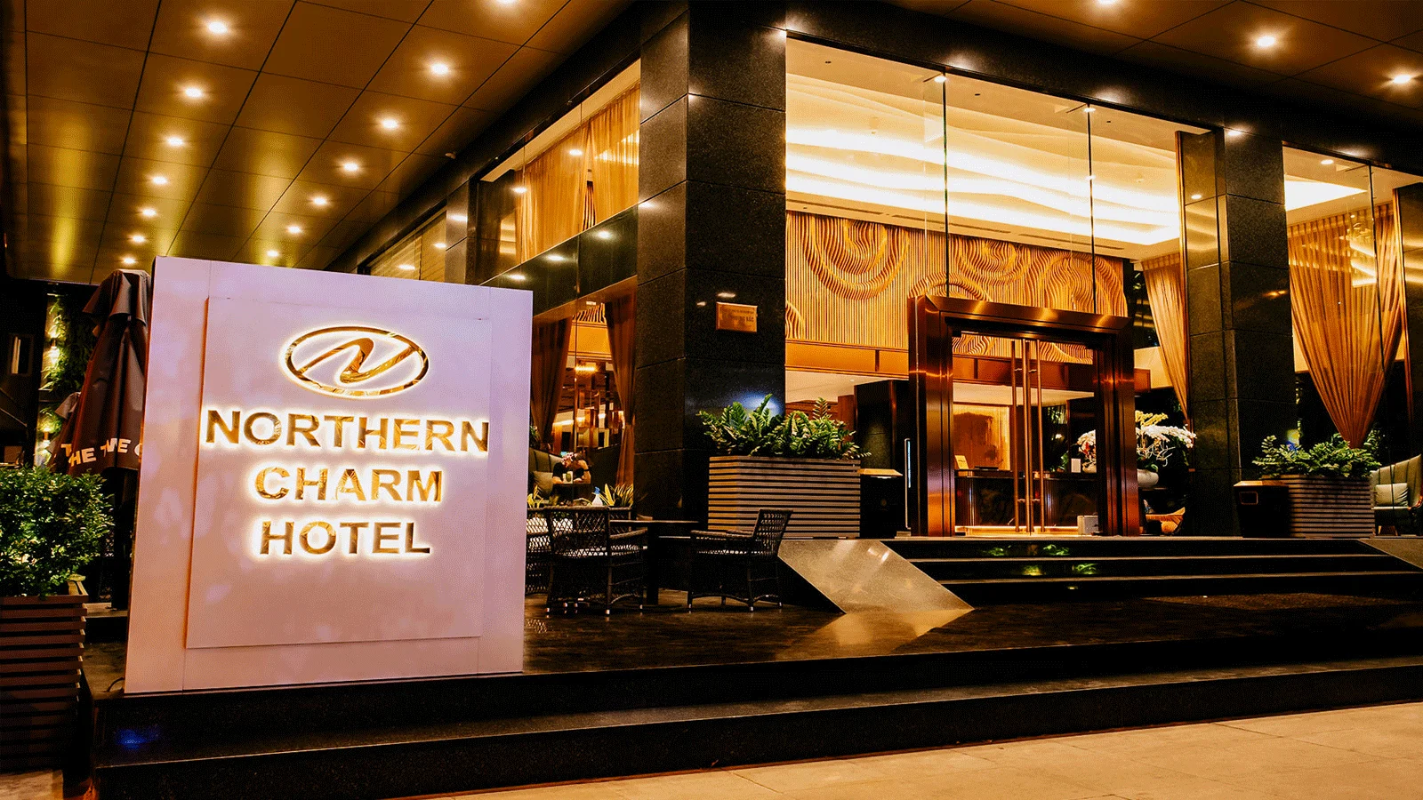 Khách sạn Northern Charm Hotel Hồ Chí Minh