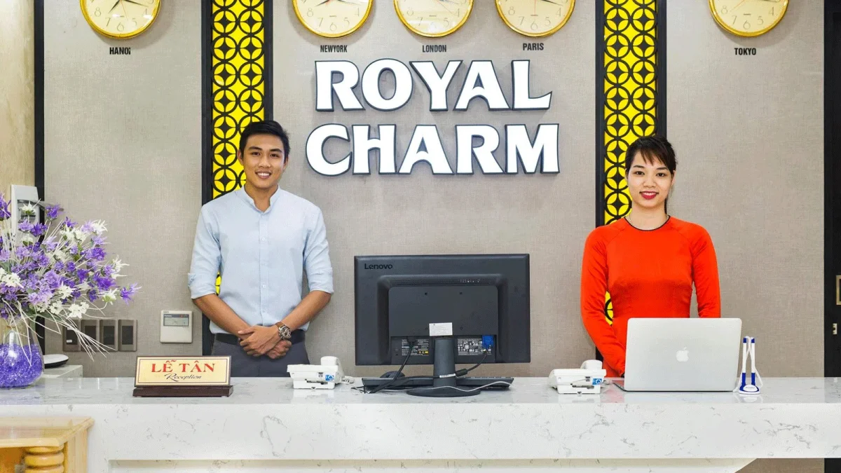 Khách sạn Royal Charm Hotel Đà Nẵng