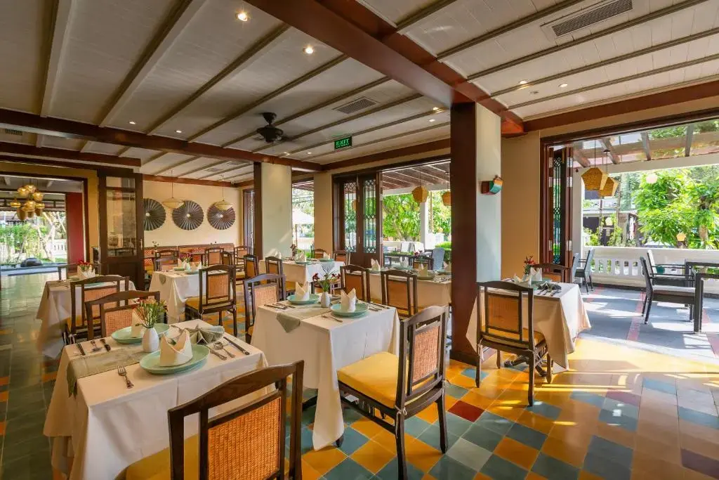 Khách sạn Cozy Savvy Boutique Hotel Hội An