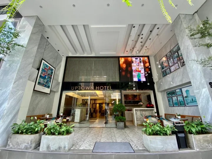 UpTown Hồ Chí Minh Hotel