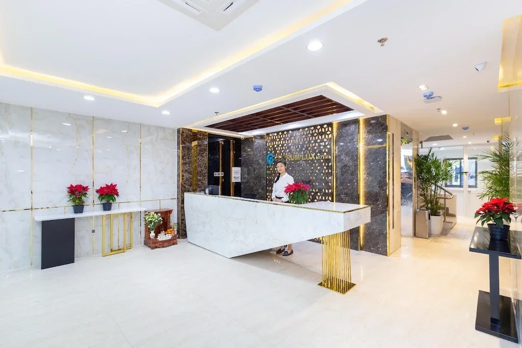 Khách sạn Cozrum Lux Hotel Hồ Chí Minh