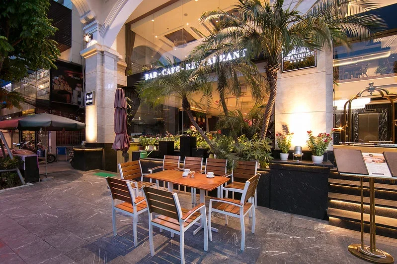 Khách sạn Grandiose Hotel & Spa Hà Nội