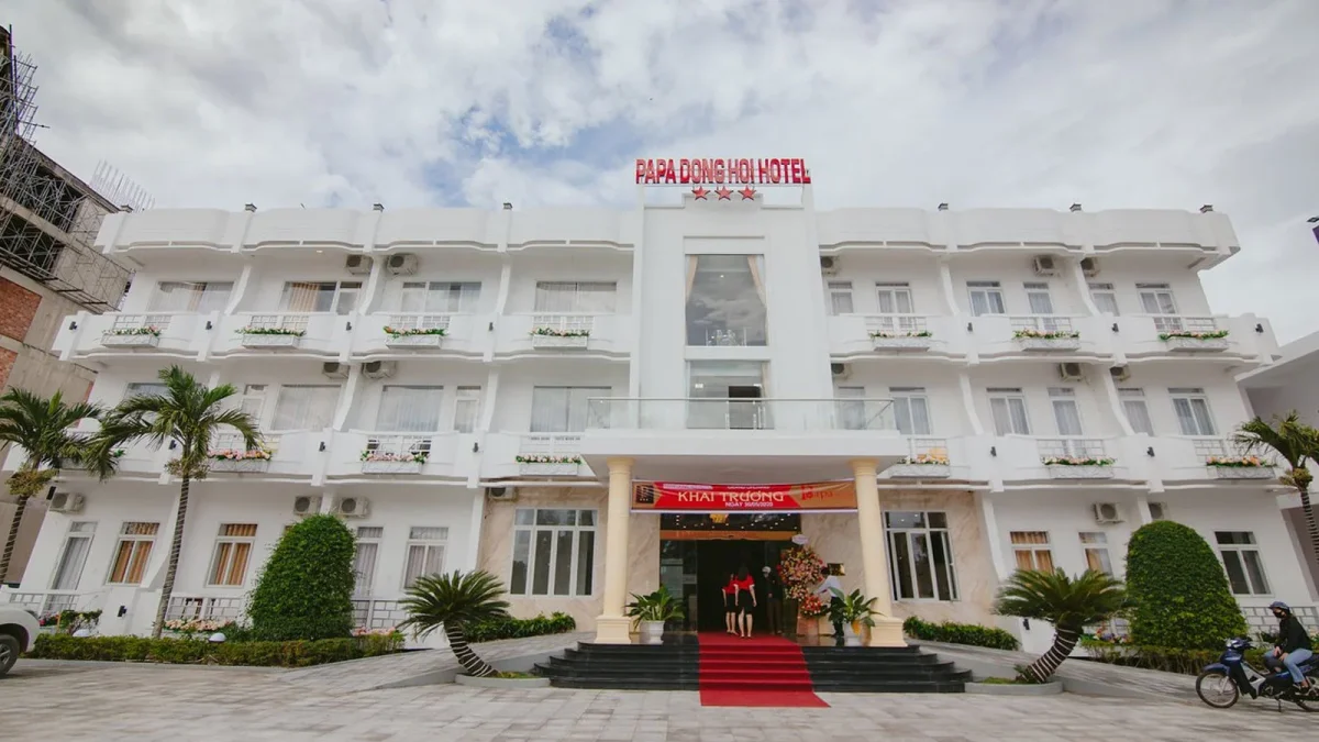 Khách sạn Papa Đồng Hới Hotel Quảng Bình