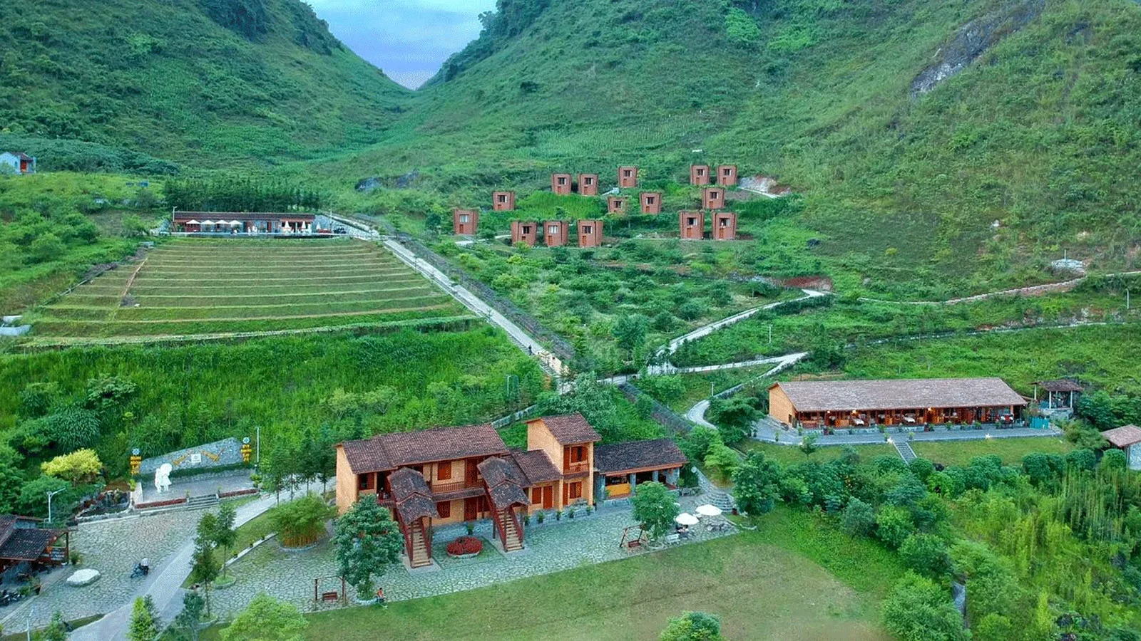Resort H'mong Village Hà Giang