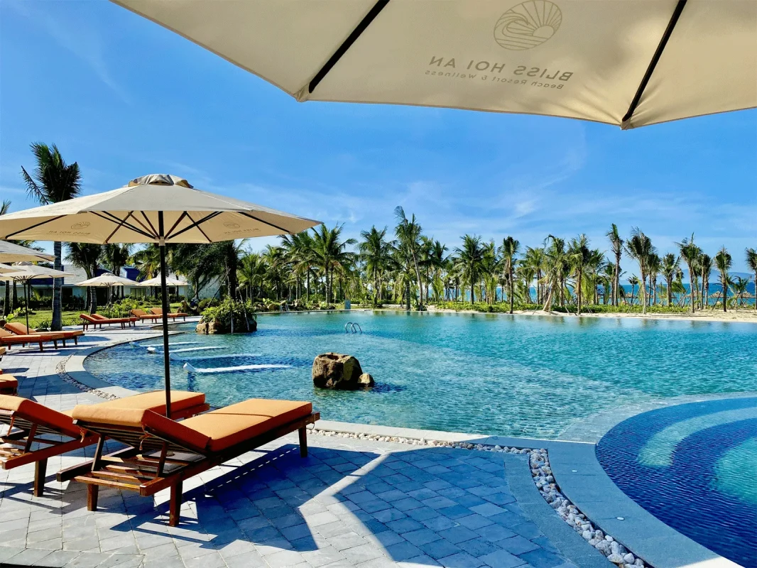 Khách sạn Bliss Hội An Beach Resort & Wellness Quảng Nam