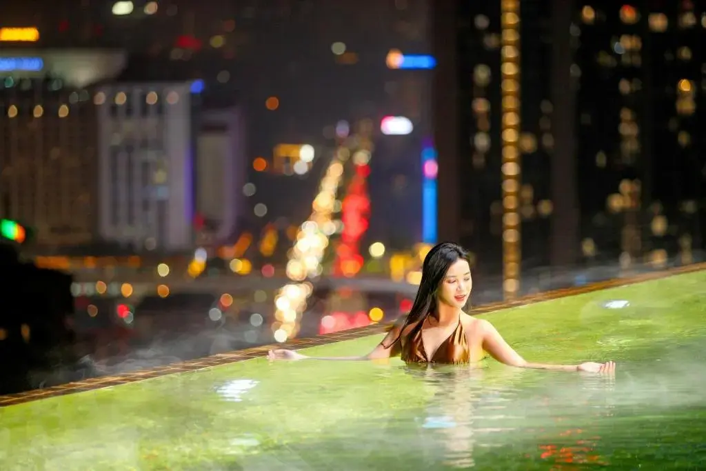 Khách sạn Dolce by Wyndham Hà Nội Golden Lake