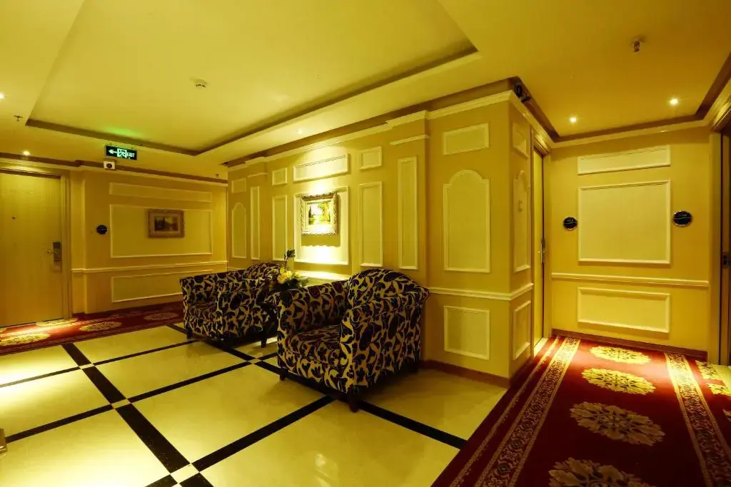 Khách sạn Holiday One Hotel Cần Thơ
