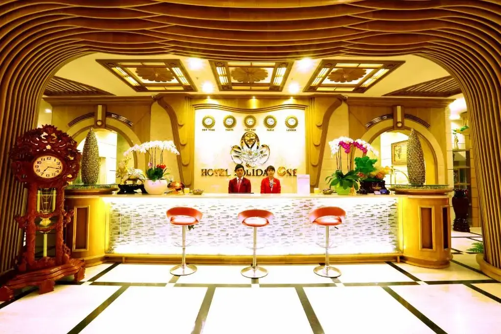Khách sạn Holiday One Hotel Cần Thơ