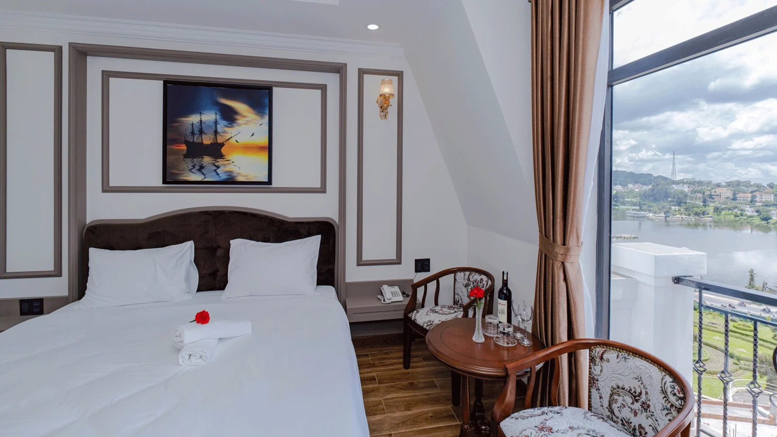 Khách sạn Win Hotel Đà Lạt