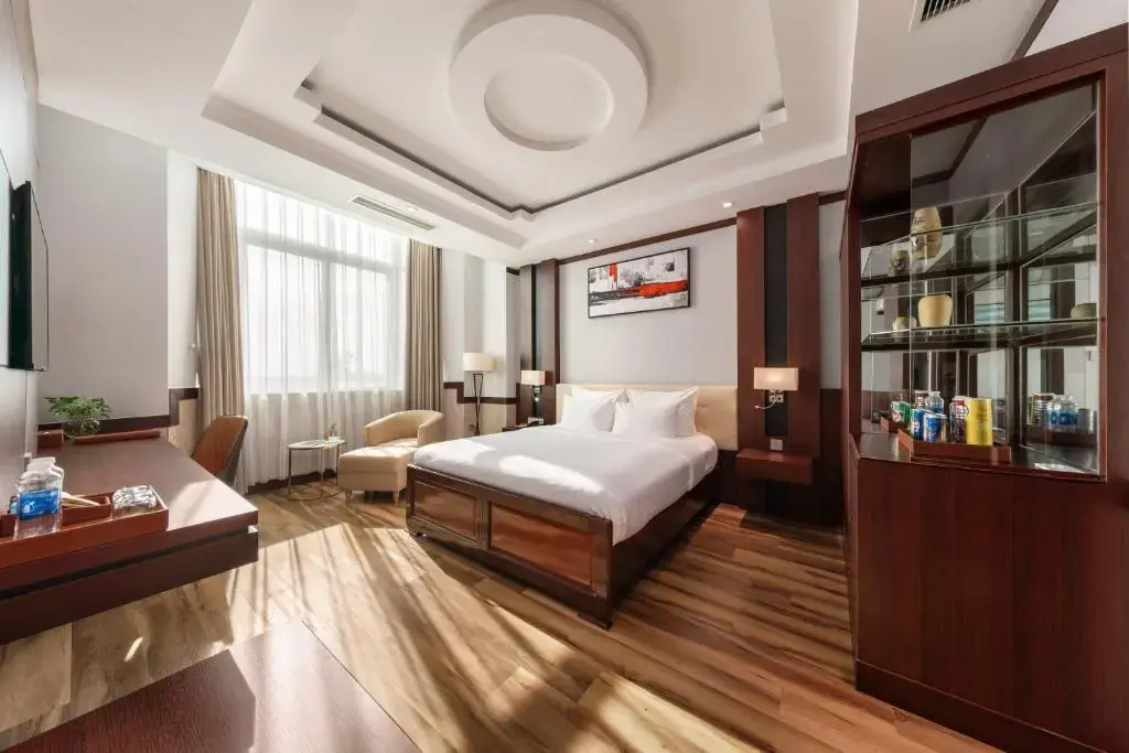 Khách sạn Vạn Phát Riverside Hotel Cần Thơ