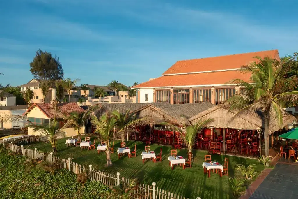 Sea Lion Beach Resort & Spa Mũi Né
