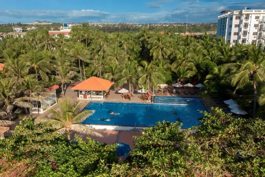 Sea Lion Beach Resort & Spa Mũi Né