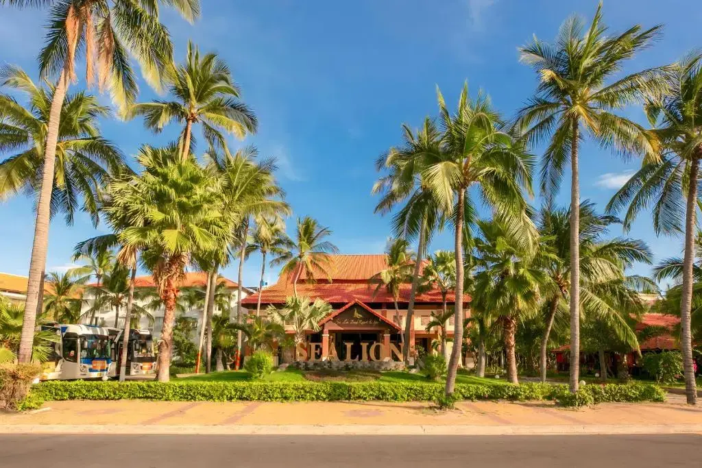 Sea Lion Beach Resort & Spa Mũi Né