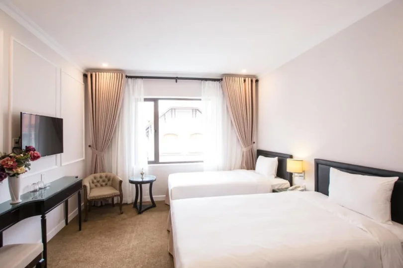 Dinh Elegant Hà Nội Hotel
