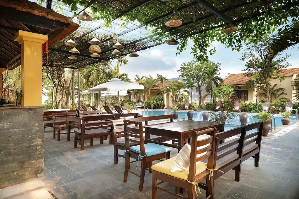 Khách sạn Đồng Nê Tam Cốc Hotel & Resort Ninh Bình