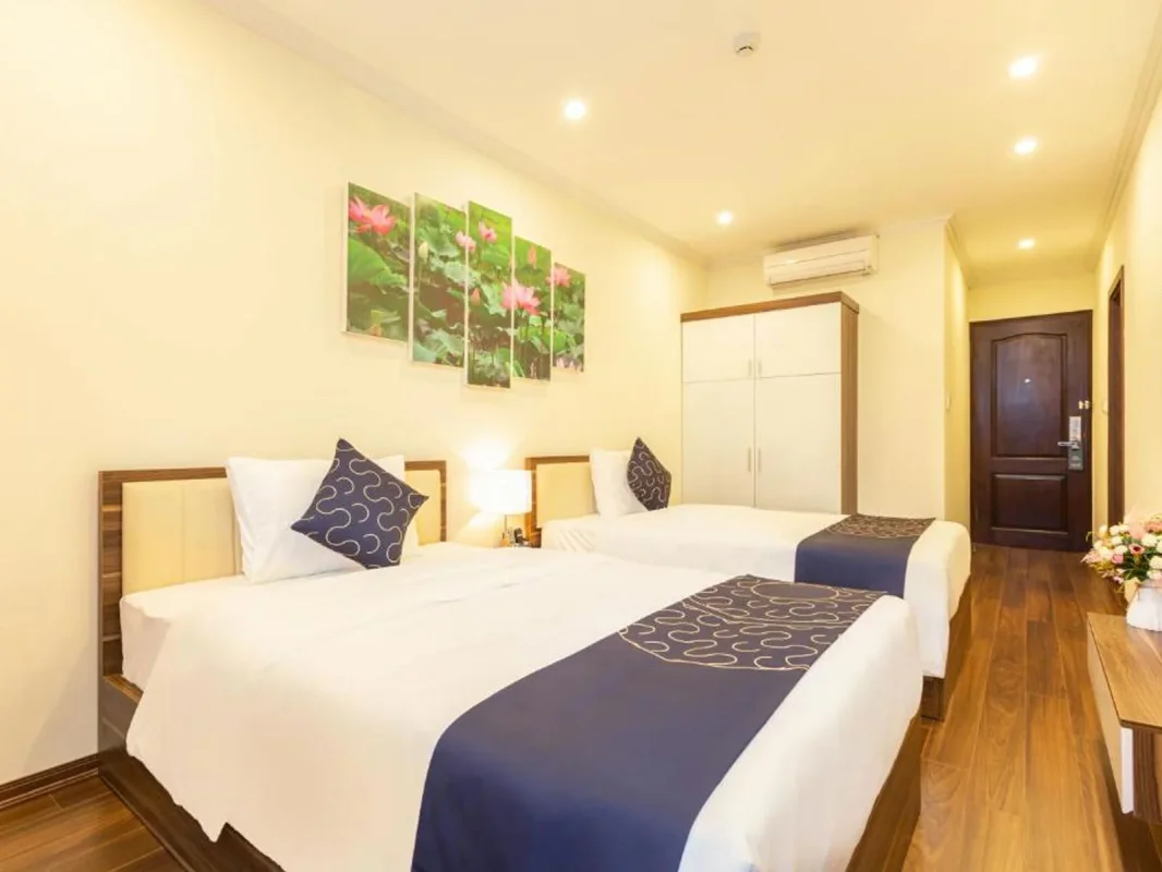 Khách sạn Sen Hidden Charm Hotel & Apartment Hà Nội