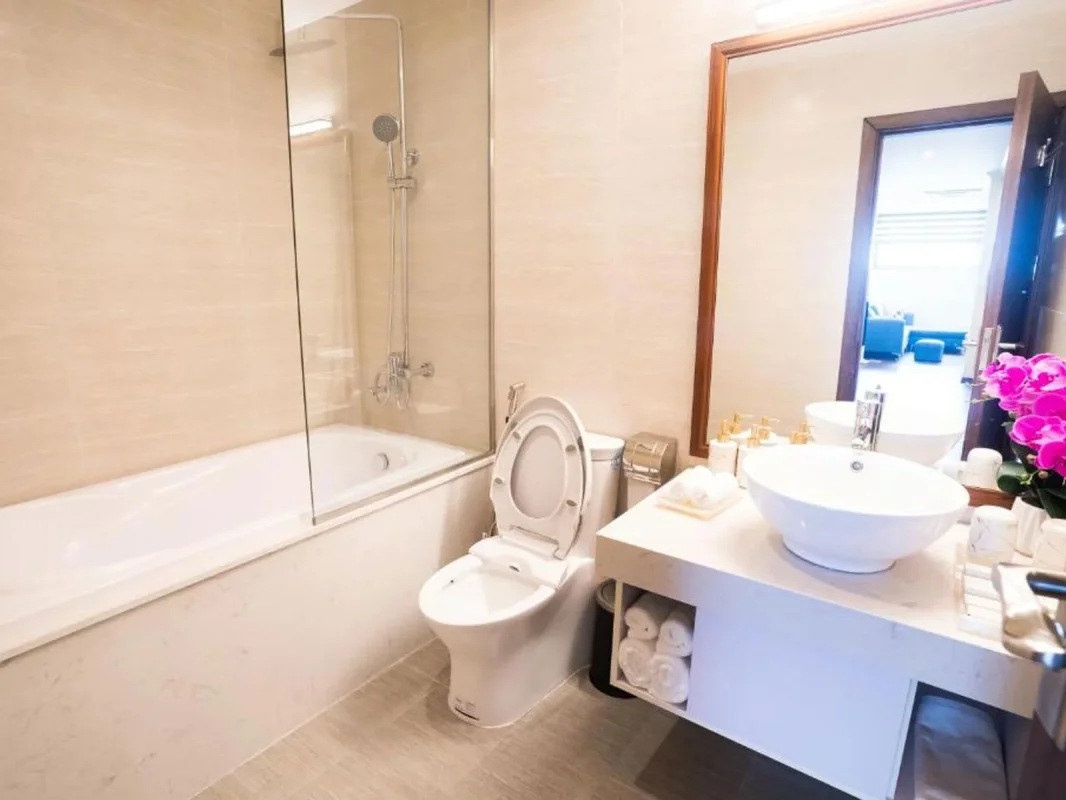 Khách sạn Sen Hidden Charm Hotel & Apartment Hà Nội