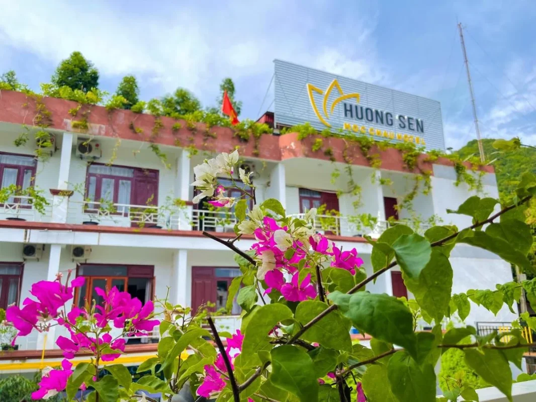Khách sạn Hương Sen Mộc Châu Hotel