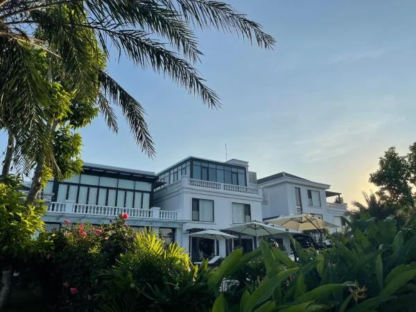 The Five Villas & Resort Ninh Bình