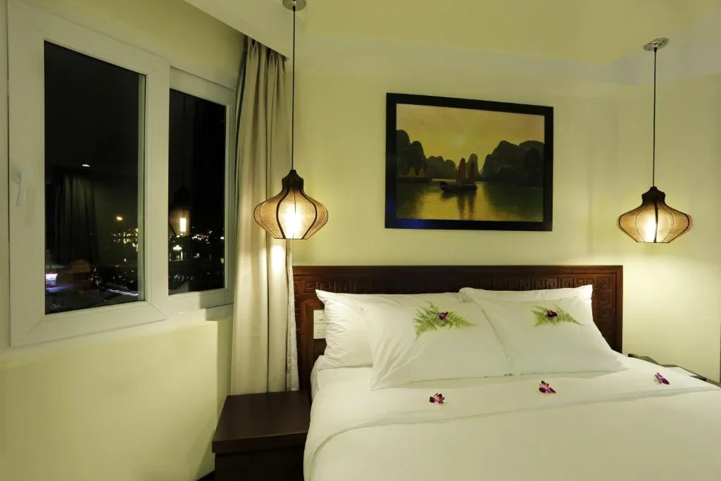 Khách sạn River Suites Hội An Hotel