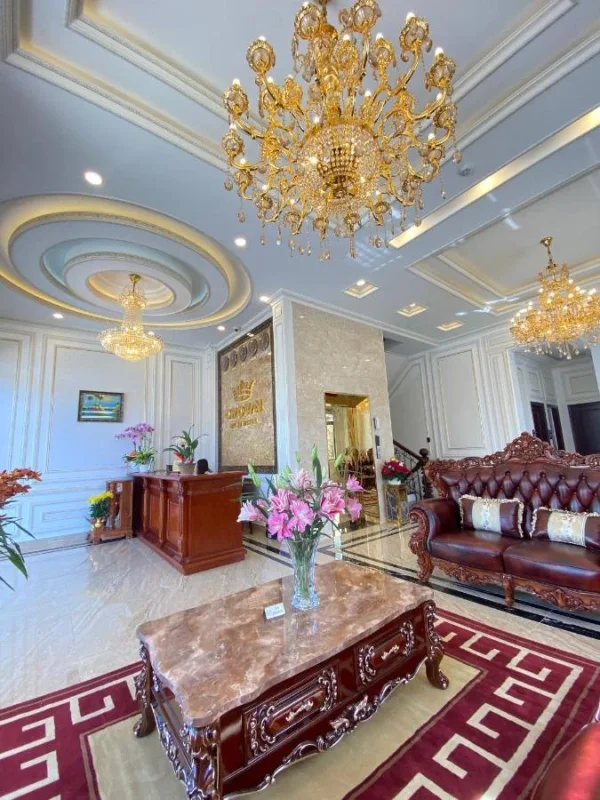 Khách sạn Crown Đà Lạt Hotel