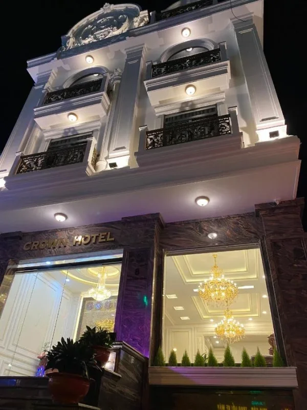 Khách sạn Crown Đà Lạt Hotel