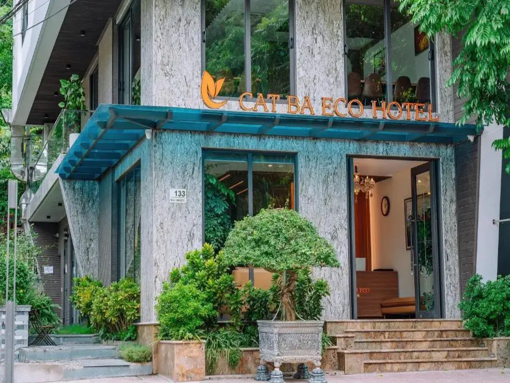 Khách sạn Cát Bà Eco Hotel