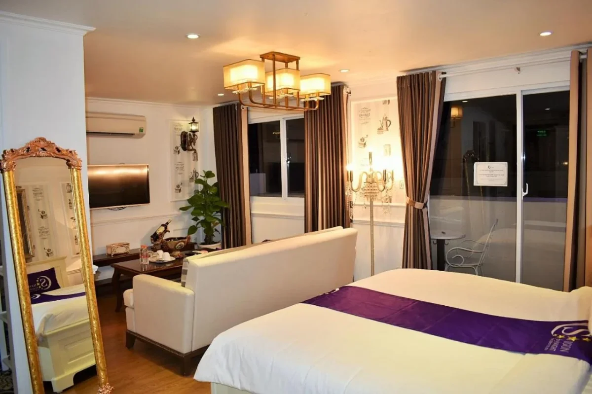 Khách sạn Sài Gòn By Night Luxury Hotel Hồ Chí Minh