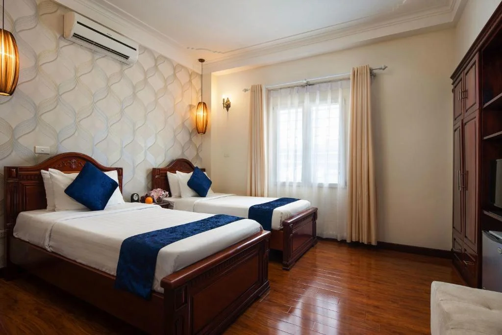 Khách sạn Hà Nội Golden Moon Hotel & Travel