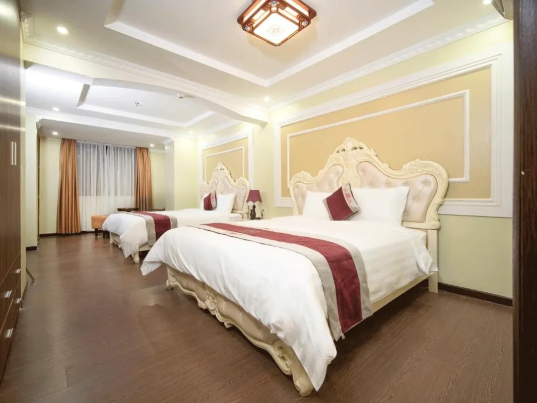 Khách sạn Le Indochina Hotel & Beach Đà Nẵng