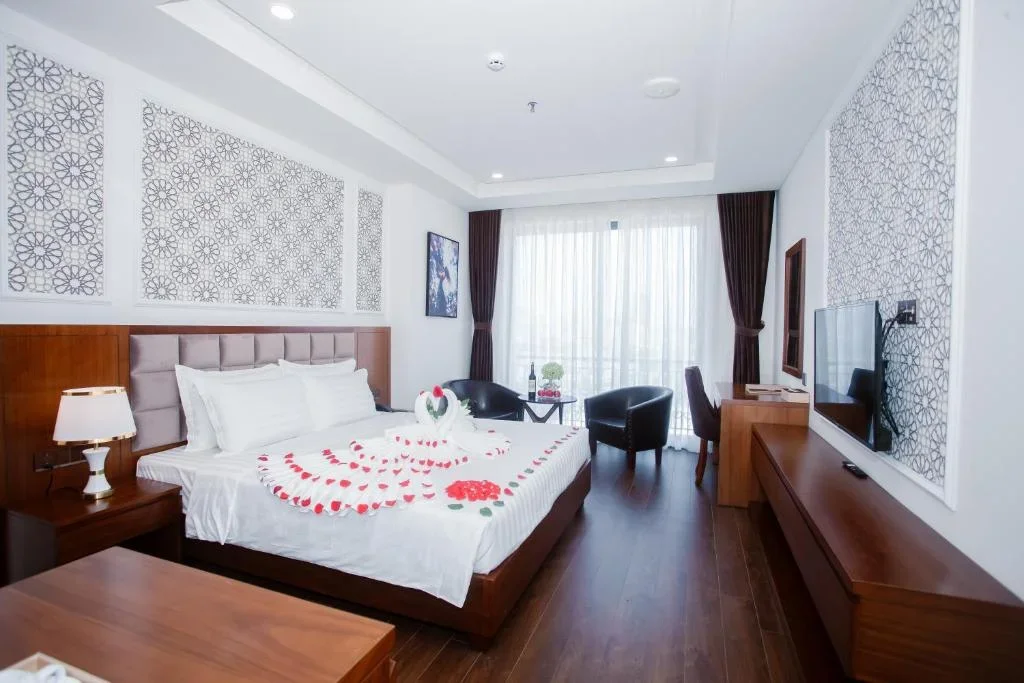 Khách sạn Century Hotel Đà Nẵng