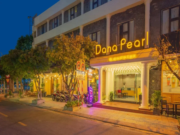 Dana Pearl Condotel River Hotel