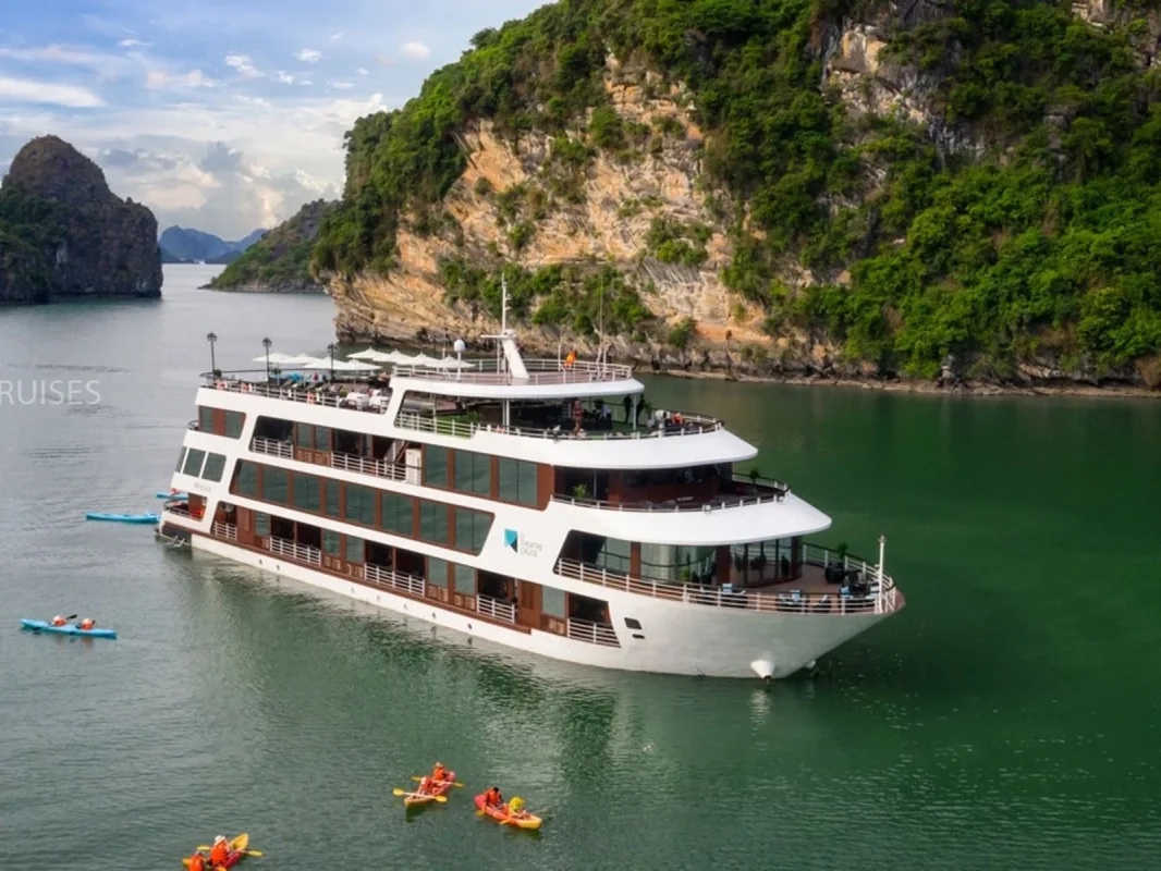 Du thuyền Le Theatre Cruises Vịnh Lan Hạ Hạ Long