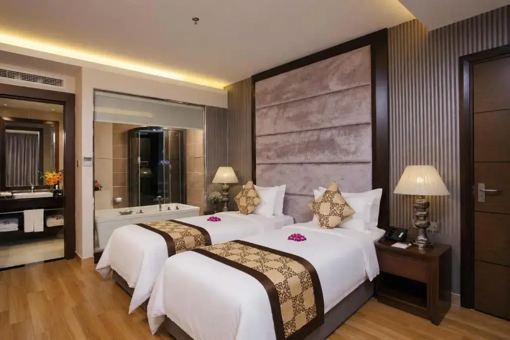 Khách sạn Athena Hotel Hồ Chí Minh