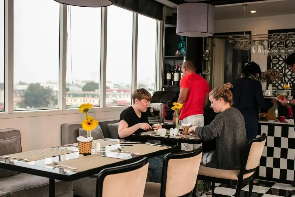 Khách sạn Serenity Diamond Hotel Hà Nội