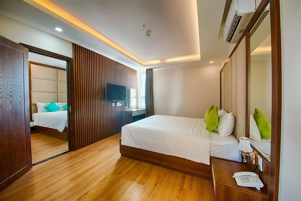 Khách sạn Pariat River Front Hotel Đà Nẵng