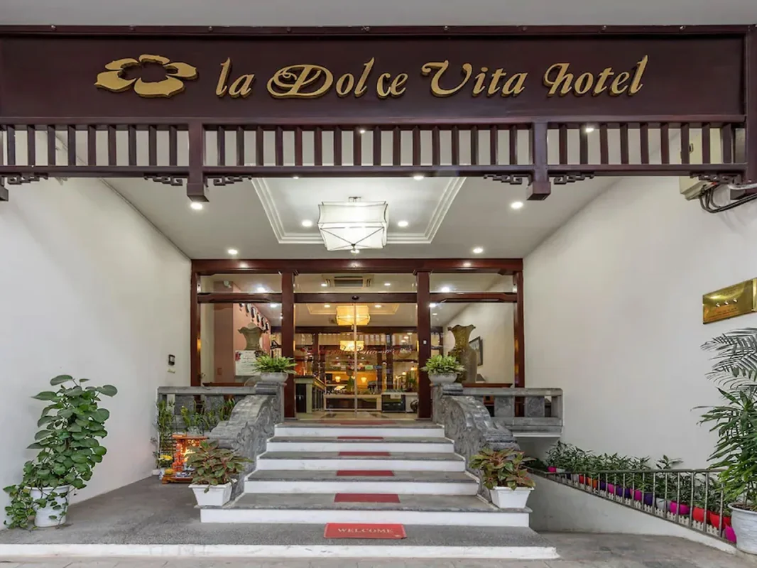 Khách sạn La Dolce Vita Hotel Hà Nội